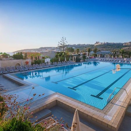 Mellieha Holiday Centre Экстерьер фото