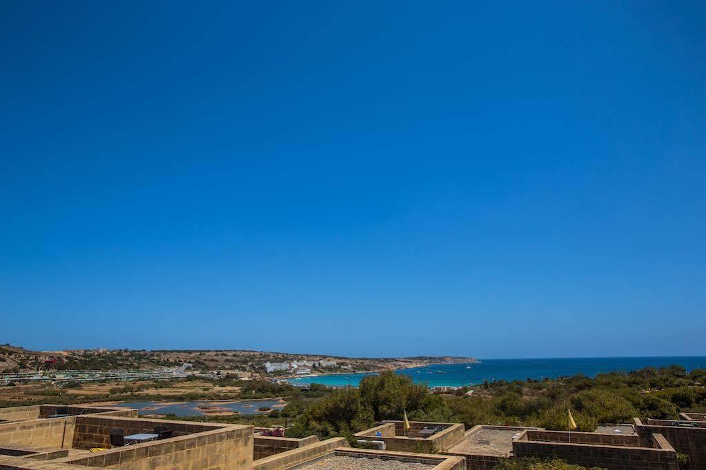 Mellieha Holiday Centre Экстерьер фото
