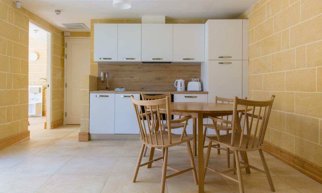 Mellieha Holiday Centre Экстерьер фото