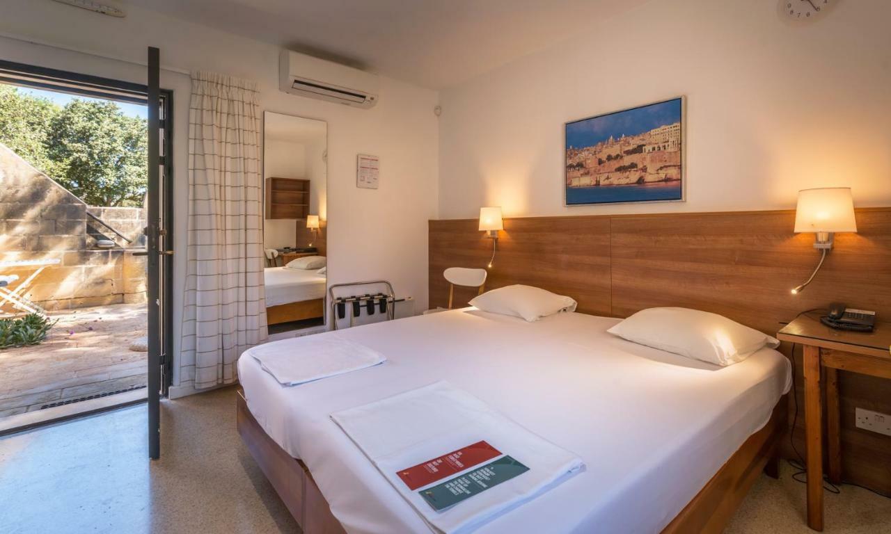 Mellieha Holiday Centre Экстерьер фото