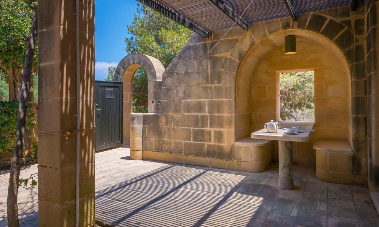Mellieha Holiday Centre Экстерьер фото