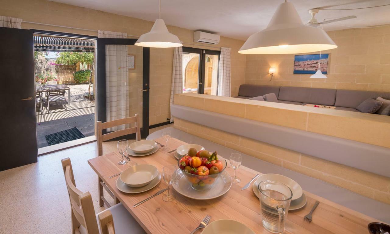 Mellieha Holiday Centre Экстерьер фото