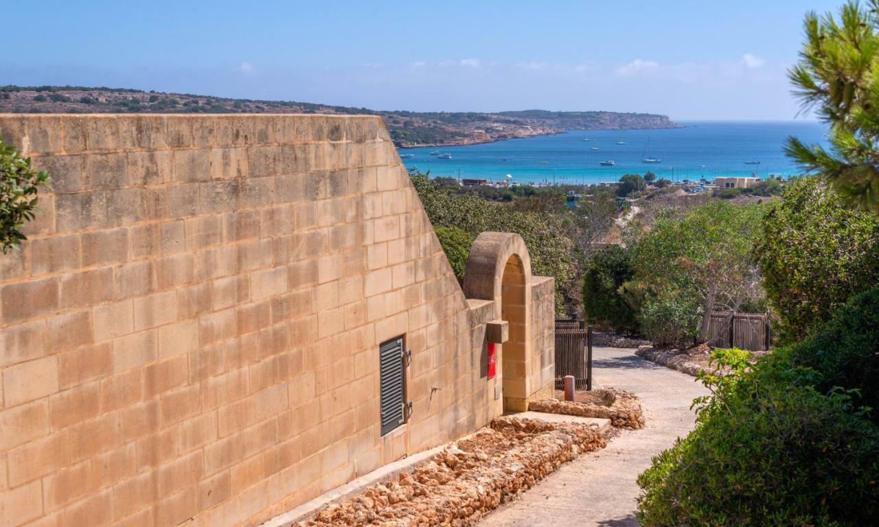 Mellieha Holiday Centre Экстерьер фото